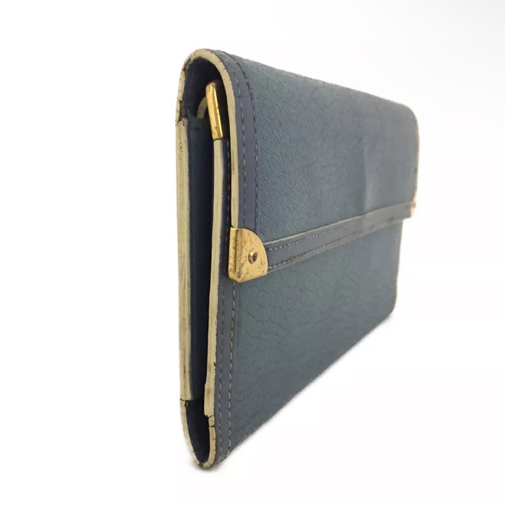 RARE Louis Vuitton Suhali Porte Tresor
International Leather Trifold
Wallet - Picture 3 of 8
